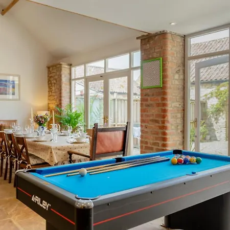 4 Bed In Cawton Oc-t32408 Casa vacanze