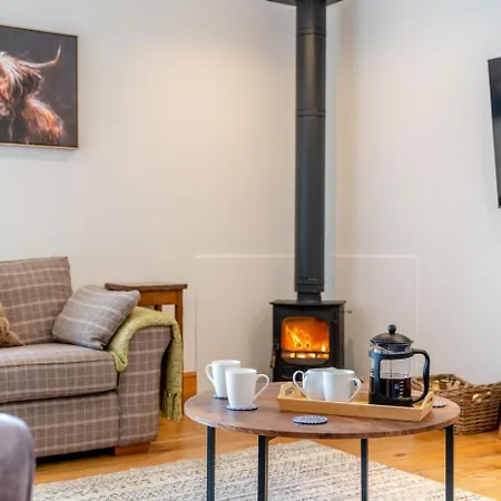 4 Bed In Cawton Oc-t32408 *