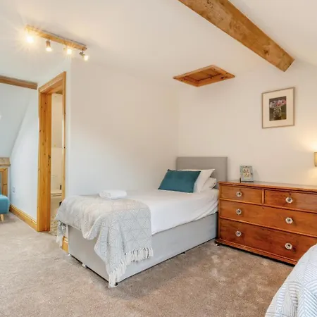 4 Bed In Cawton Oc-t32408 Casa vacanze