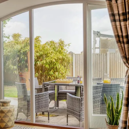 Сasa de vacaciones 4 Bed In Cawton Oc-t32408 *